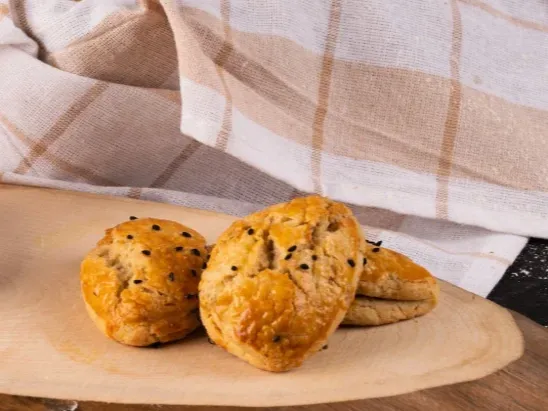 SİYEZ PEYNİRLİ POĞACA 5 ADET