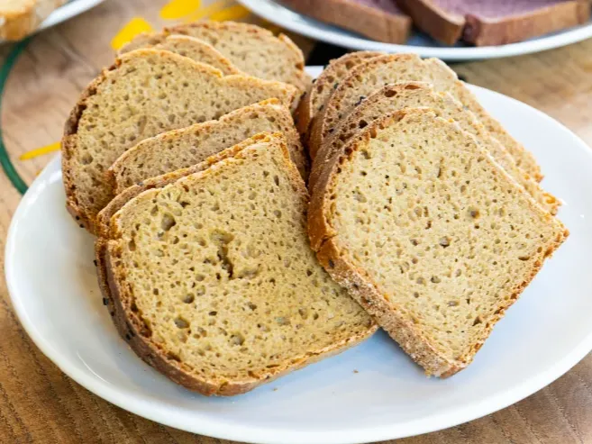 SİYEZ SADE EKMEK ( 950 GR )