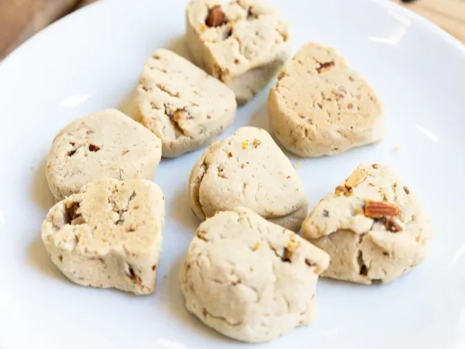 KARABUĞDAY BADEMLİ ( 500 gr )